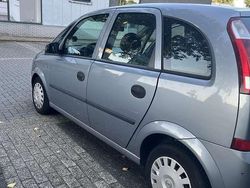 Grijs Gebruikt 2003 Opel Meriva Cosmo MPV | € 800 (Goede deal)