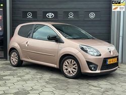 Rood Gebruikt 2011 Renault Twingo Hatchback | € 3.995 (Eerlijke prijs)