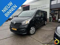 Zwart Gebruikt 2016 Renault Trafic Van | € 9.950 (Eerlijke prijs)