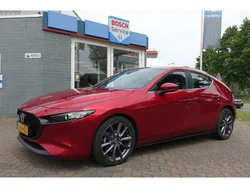 Rood Gebruikt 2019 Mazda 3 Hatchback | € 20.450 (Eerlijke prijs)