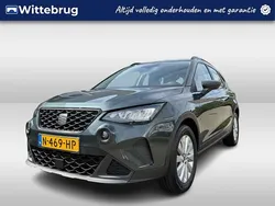 Grijs Gebruikt 2021 Seat Arona Style SUV | € 17.250 (Eerlijke prijs)