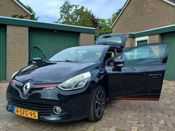 Zwart Gebruikt 2013 Renault Clio IV Expression Hatchback | € 5.499 (Eerlijke prijs)