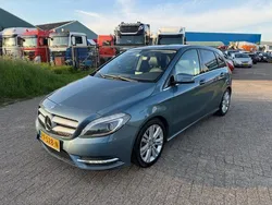 Mercedes B220