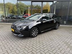 Zwart Gebruikt 2022 Toyota Corolla Business Edition Stationwagen | € 20.750 (Goede deal)