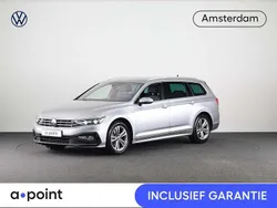 Grijs Gebruikt 2023 VW Passat Business Stationwagen | € 33.449 (Goede deal)