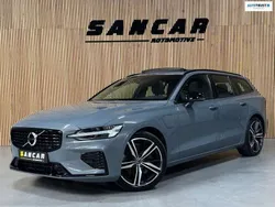 Grijs, metallic lak Gebruikt 2022 Volvo V60 R-Design Stationwagen | € 42.550 (Eerlijke prijs)