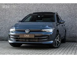 Grijs, metallic lak Gebruikt 2024 VW Golf VIII R-line Edition Hatchback | € 35.900 (Eerlijke prijs)