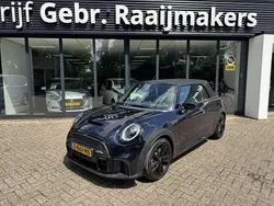 Blauw, metallic lak Gebruikt 2023 Mini Cooper S Cabriolet Cabriolet | € 37.900 (Eerlijke prijs)