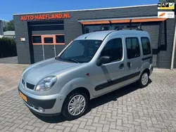Grijs Gebruikt 2003 Renault Kangoo MPV | € 3.950 (Eerlijke prijs)