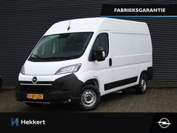 Wit Gebruikt 2024 Opel Movano Van | € 30.445 (Eerlijke prijs)