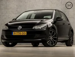 Zwart Gebruikt 2014 VW Golf VII Trendline Hatchback | € 9.945 (Eerlijke prijs)