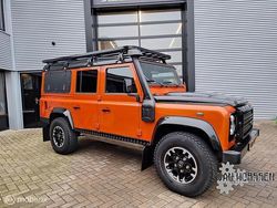 Oranje Gebruikt 2015 Land Rover Defender Adventure Stationwagen | € 84.000