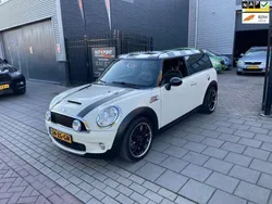 Wit, metallic lak Gebruikt 2008 Mini Cooper S Clubman Chili Stationwagen | € 4.999 (Eerlijke prijs)