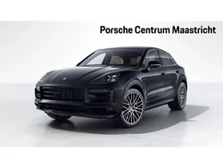 Zwart Gebruikt 2023 Porsche Cayenne Platinum Edition SUV | € 99.750 (Goede deal)