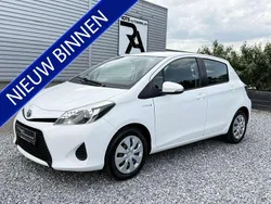Wit Gebruikt 2014 Toyota Yaris Hybrid Hatchback | € 8.950 (Eerlijke prijs)