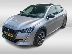 Grijs Gebruikt 2020 Peugeot 208 GT-line Hatchback | € 15.950 (Eerlijke prijs)