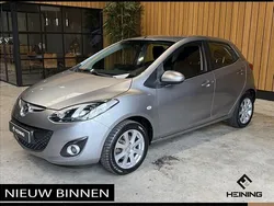 Grijs Gebruikt 2012 Mazda 2 Hatchback | € 5.950 (Eerlijke prijs)