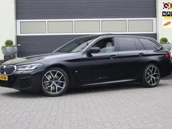 Zwart Gebruikt 2020 BMW 530 Executive Stationwagen | € 34.900 (Eerlijke prijs)