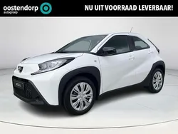 Wit Nieuw 2025 Toyota Aygo Play Hatchback | € 20.750 (Eerlijke prijs)