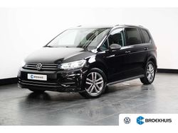 Zwart Gebruikt 2023 VW Touran Highline MPV | € 38.200 (Iets duurder)