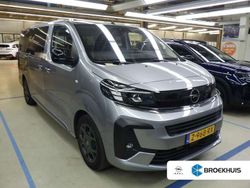 Grijs Gebruikt 2024 Opel Zafira Life Van | € 48.400