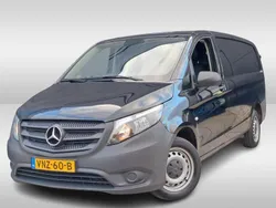 Zwart Gebruikt 2022 Mercedes Vito MPV | € 22.925 (Iets duurder)