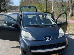 Grijs Gebruikt 2010 Peugeot 107 Hatchback | € 1.750 (Eerlijke prijs)