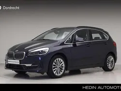 Blauw, metallic lak Gebruikt 2019 BMW 225 Active Tourer Luxury Line MPV | € 23.495 (Iets duurder)