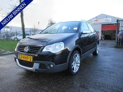 Zwart Gebruikt 2008 VW Polo Cross Hatchback | € 6.450 (Eerlijke prijs)