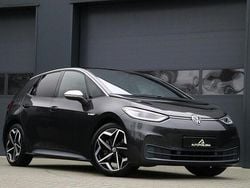 Grijs (metallic) Gebruikt 2020 VW ID.3 Hatchback | € 17.500 (Eerlijke prijs)