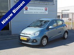 Blauw Gebruikt 2017 Hyundai i10 Comfort Hatchback | € 8.750 (Eerlijke prijs)