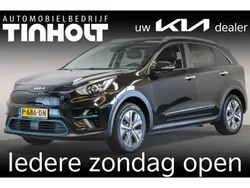 Zwart Gebruikt 2022 Kia Niro SUV | € 27.250 (Eerlijke prijs)