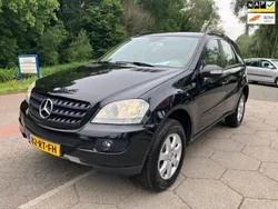 Zwart Gebruikt 2005 Mercedes ML350 SUV | € 8.500 (Eerlijke prijs)