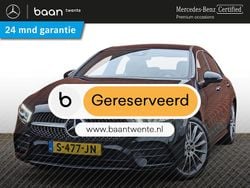 Zwart Gebruikt 2023 Mercedes A250 AMG line Sedan | € 33.900 (Eerlijke prijs)