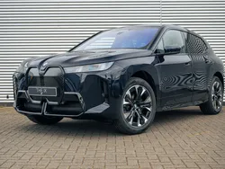 Zwart, metallic lak Nieuw 2025 BMW iX M Sport SUV | € 106.670 (Super prijs)