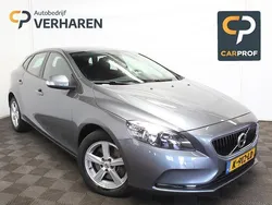 Grijs Gebruikt 2017 Volvo V40 Momentum Stationwagen | € 15.900 (Eerlijke prijs)