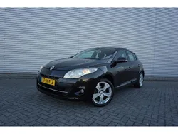 Zwart Gebruikt 2009 Renault Mégane III Business Hatchback | € 4.250