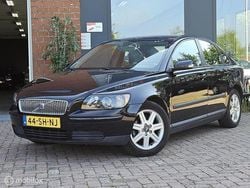 Gebruikt 2006 Volvo S40 Kinetic Sedan | € 3.950 (Eerlijke prijs)