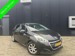 Zwart Gebruikt 2016 Peugeot 208 Allure Hatchback | € 4.799 (Goede deal)