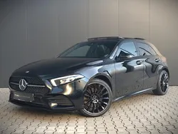 Zwart Gebruikt 2022 Mercedes A250 AMG line Hatchback | € 29.900 (Eerlijke prijs)