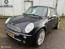 Zwart Gebruikt 2006 Mini ONE Hatchback | € 3.500 (Eerlijke prijs)