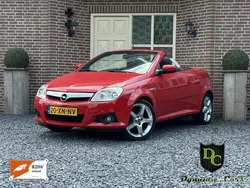 Rood Gebruikt 2007 Opel Tigra Sport Cabriolet | € 5.950