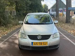 Grijs Gebruikt 2006 VW Fox Trendline Hatchback | € 1.199 (Eerlijke prijs)