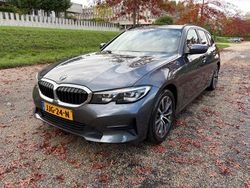 Grijs Gebruikt 2021 BMW 330e Stationwagen | € 21.945 (Super prijs)