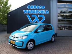 Blauw Gebruikt 2017 VW up! move up! Hatchback | € 8.850 (Iets duurder)