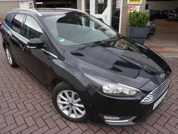 Zwart Gebruikt 2015 Ford Focus Titanium Stationwagen | € 9.945 (Eerlijke prijs)