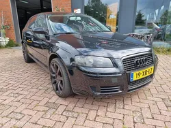 Zwart Gebruikt 2007 Audi A3 Sportback Attraction Hatchback | € 995