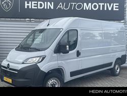 Grijs Nieuw 2025 Opel Movano Van | € 37.000 (Goede deal)