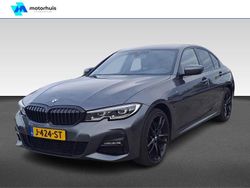 Grijs Gebruikt 2020 BMW 330e M Sport Sedan | € 29.995 (Eerlijke prijs)