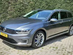 Grijs Gebruikt 2017 VW Passat Highline Stationwagen | € 15.899 (Goede deal)